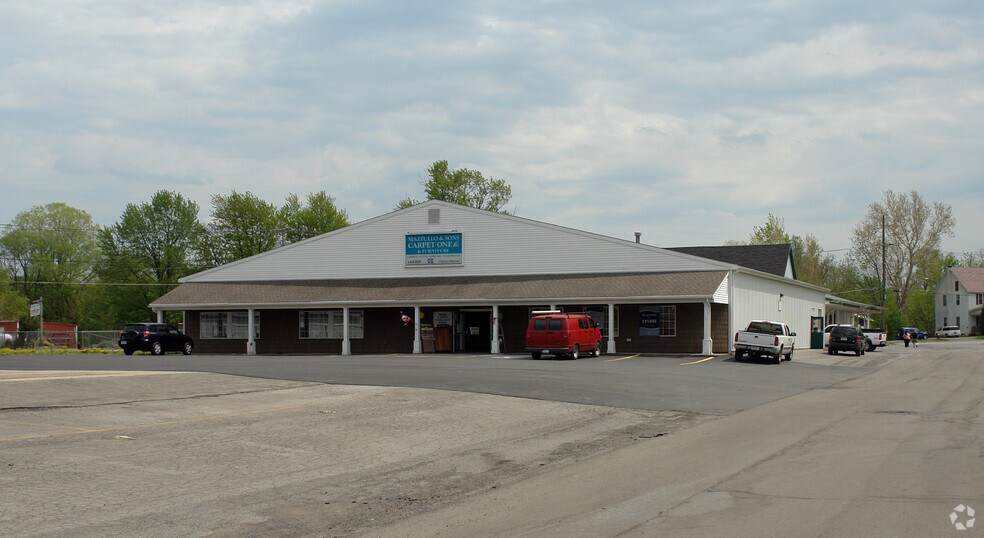 More Photos Of 104 Lenox Ave, Oneida Freestanding For Sale