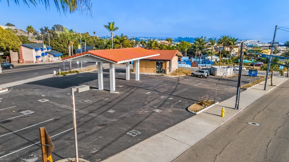More Photos Of 1481 Price St, Pismo Beach Service Station For Sale