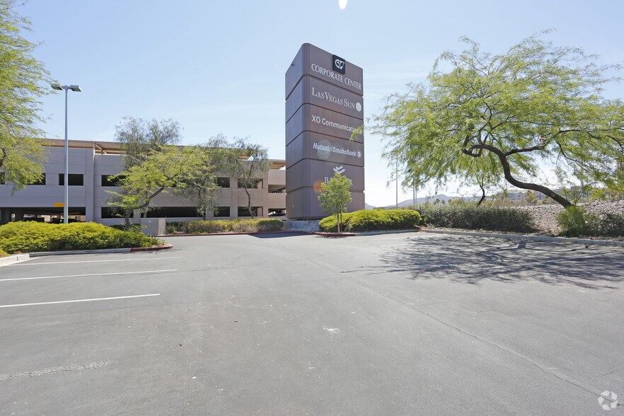 More Photos Of 2360 Corporate Cir, Henderson Office For Lease