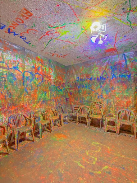 More Photos Of 142 W 5th Ave, Denver Office For Sale