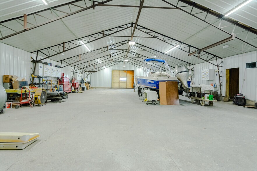 More Photos Of 1002 Susan Rd, Lake Ozark Warehouse For Sale