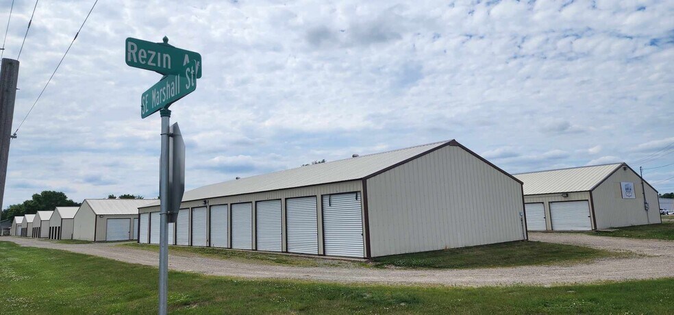 More Photos Of 301 E Rezin Ave, Albert Lea Self Storage For Sale