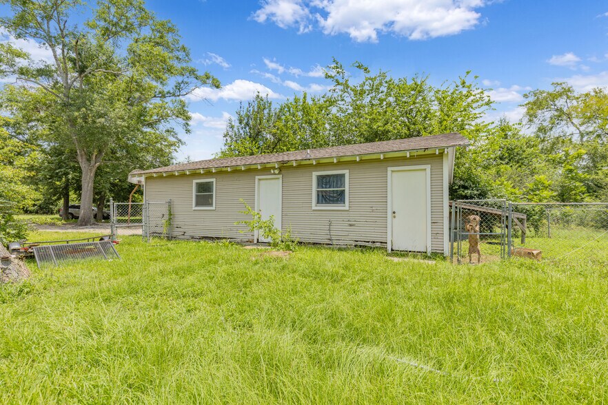 More Photos Of 9283 SH 75 South, New Waverly Land For Sale