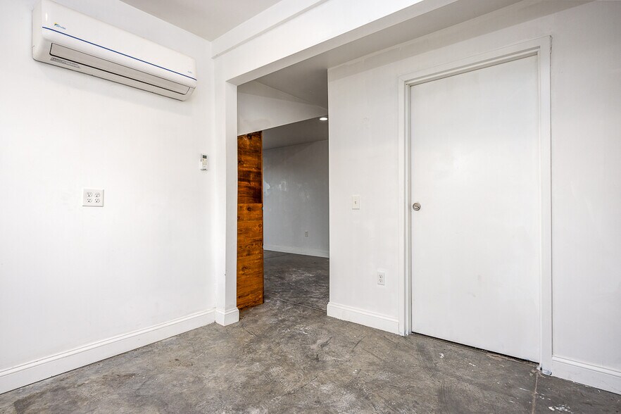 More Photos Of 1 Ten Eyck St, Stony Point General Retail For Sale