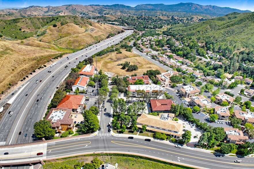 More Photos Of 5018 Chesebro Rd, Agoura Hills Medical For Sale