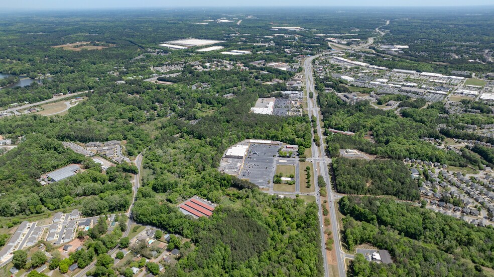 More Photos Of 201 Bullsboro Dr, Newnan Land For Sale