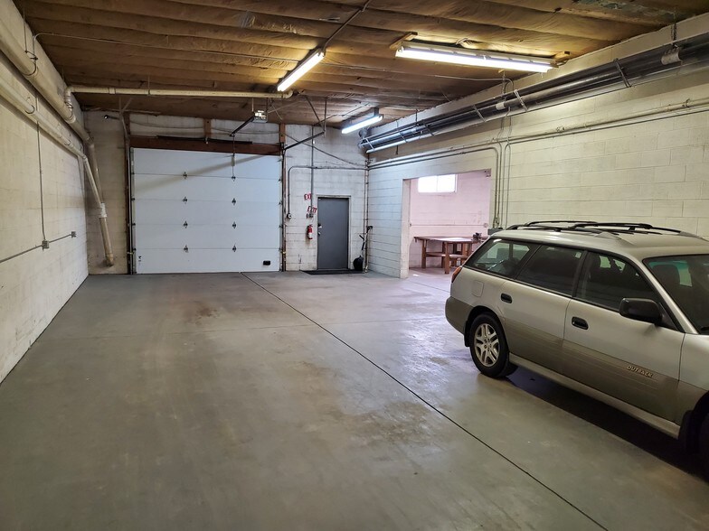 More Photos Of 1346 S Jason St, Denver Warehouse For Lease