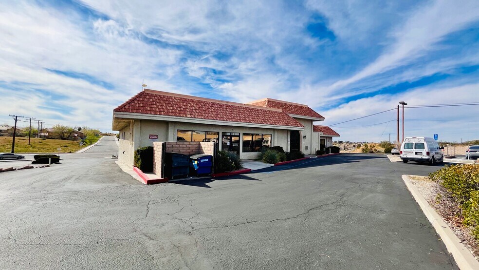 More Photos Of 14075 Hesperia Rd, Victorville Medical For Sale