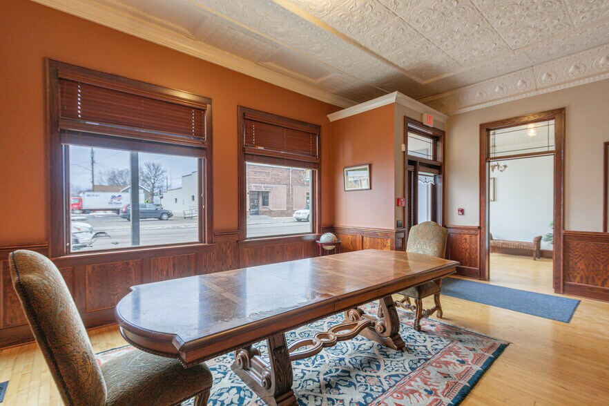 More Photos Of 114 S State St, Fall Creek Office For Lease