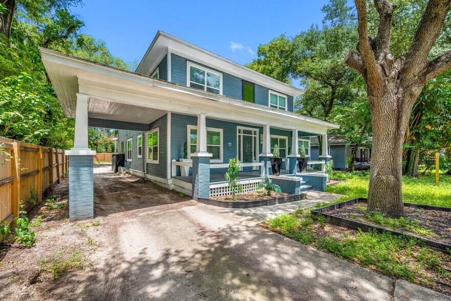 Primary Photo Of 806 E Chelsea St, Tampa Apartments For Sale