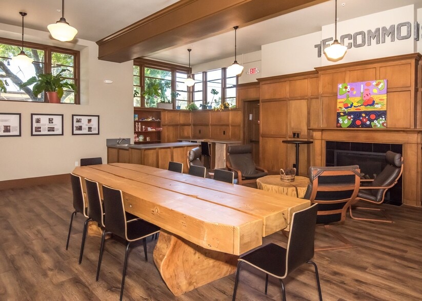 More Photos Of 1020 SE 60th Ave, Portland Apartments For Sale