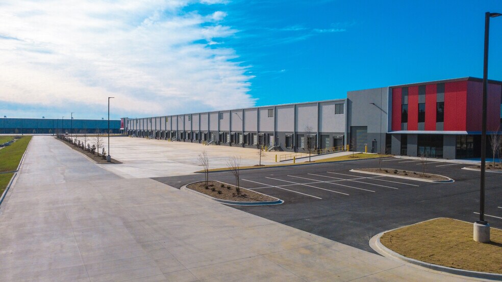 More Photos Of 3438 US Highway 80 E, Black Creek Distribution For Sale