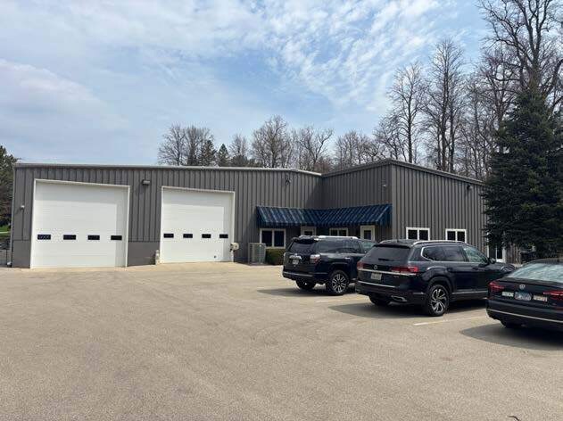 More Photos Of 7253 Sheridan Springs Rd, Lake Geneva Industrial For Lease