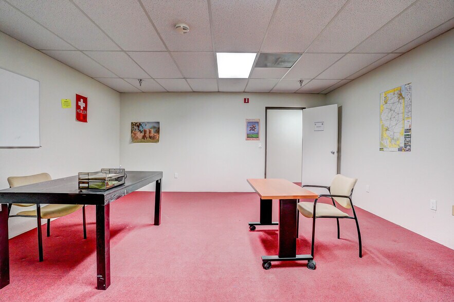 More Photos Of 950 S Central Ave, Compton Schools For Sale