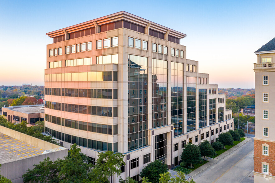 Primary Photo Of 5950 Sherry Ln, Dallas Office For Lease