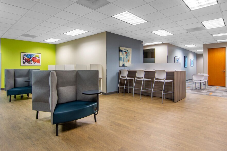 More Photos Of 11720 Amberpark Dr, Alpharetta Coworking Space