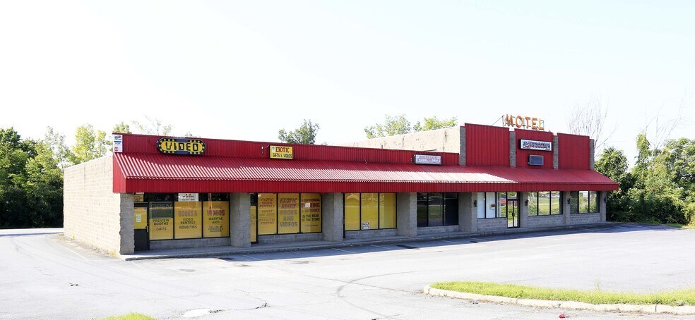 More Photos Of 658 Rt-211, Middletown Freestanding For Sale