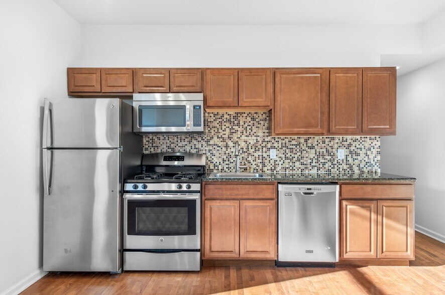 More Photos Of 601 N 39th St, Philadelphia Storefront Retail Residential For Sale