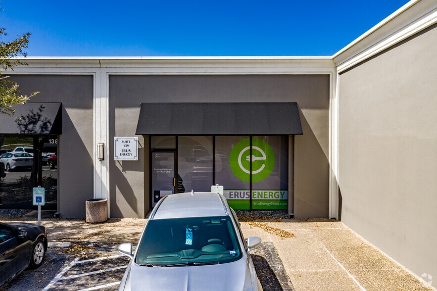 More Photos Of 3700 Fredericksburg Rd, San Antonio General Retail For Lease