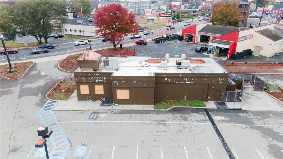 More Photos Of 330 Dual Hwy, Hagerstown Fast Food For Lease