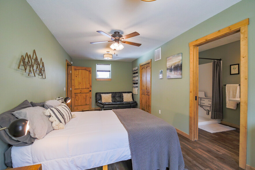 More Photos Of 102 Mexican ave, Cloudcroft Apartments For Sale