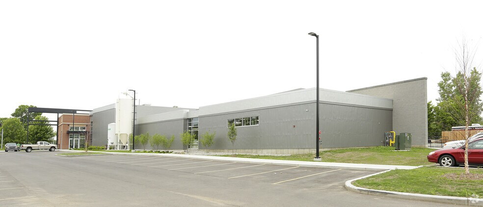 More Photos Of 701 W Michigan Ave, Kalamazoo Food Processing For Sale