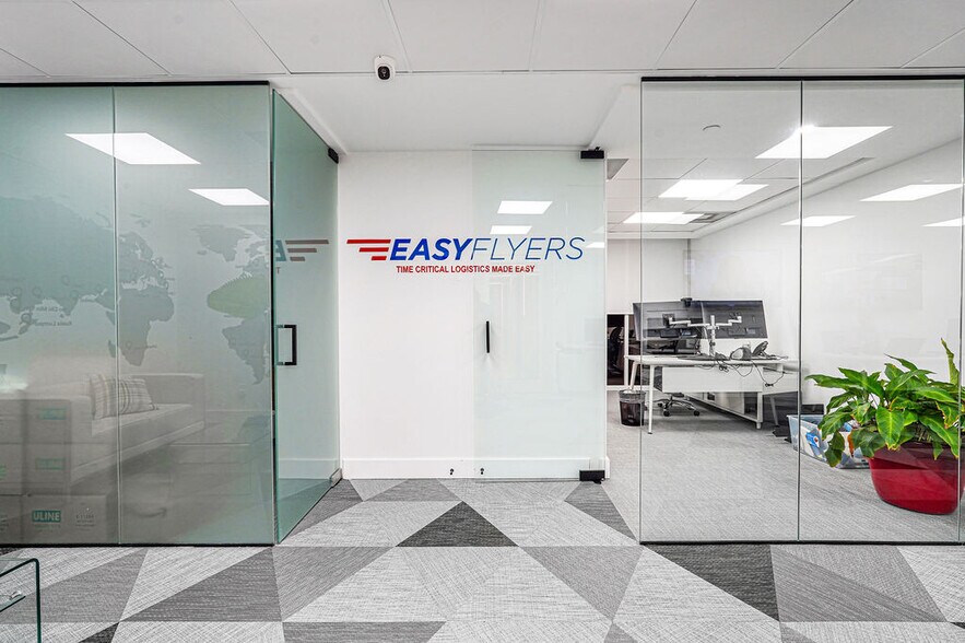 More Photos Of 1110 Brickell Ave, Miami Office For Sale