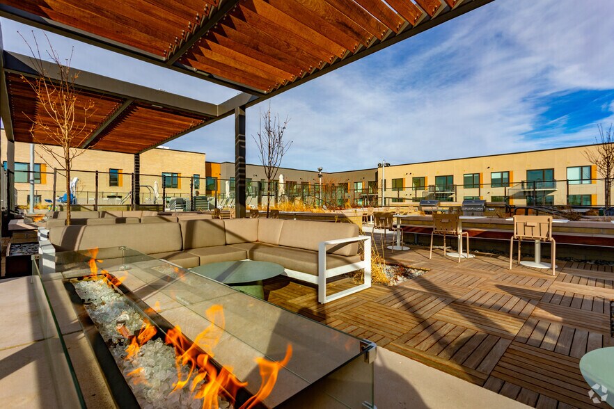 More Photos Of 1380 Uvalda St, Aurora Apartments For Lease