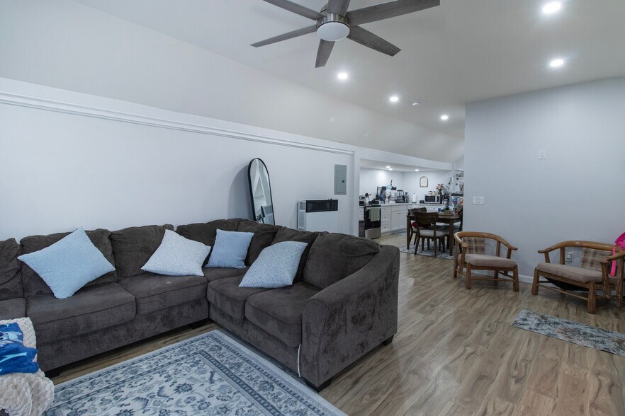 More Photos Of 296 E Main St, Clinton Multifamily For Sale