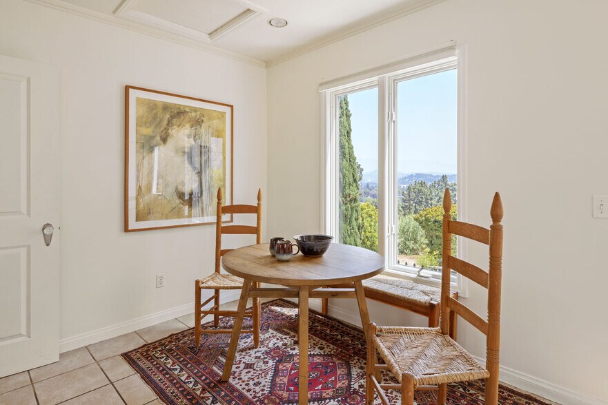 More Photos Of 3700 Arbolada Rd, Los Angeles Apartments For Sale