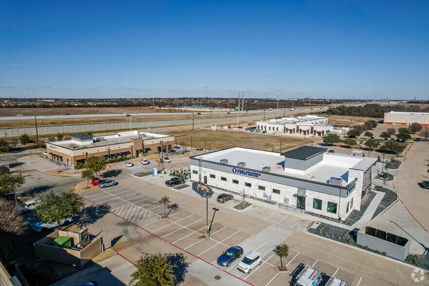 More Photos Of 931 State Highway 121, Allen Storefront For Lease