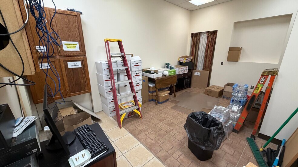 More Photos Of 480 Memorial Pky, Phillipsburg Flex For Lease