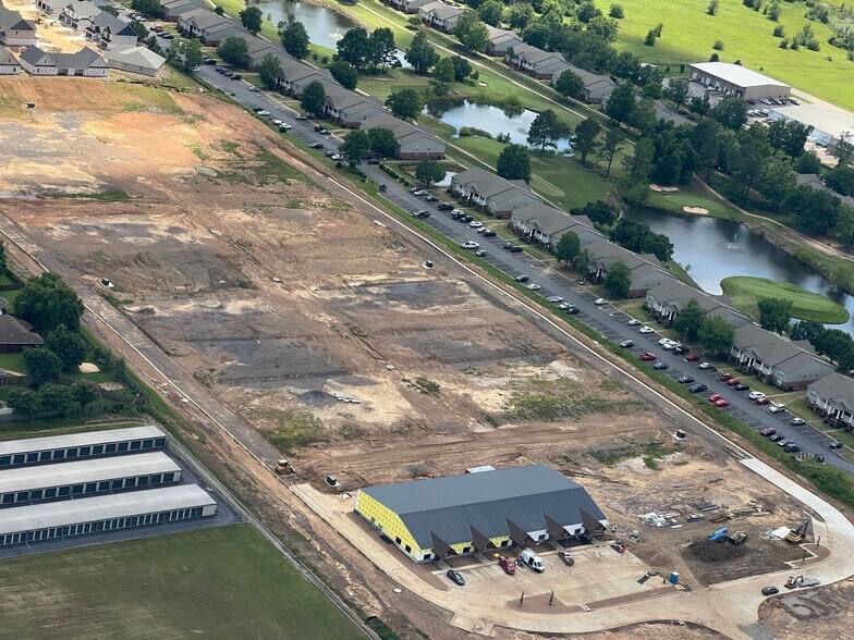 More Photos Of 5300 S Zero St, Fort Smith Storefront Retail Office For Sale