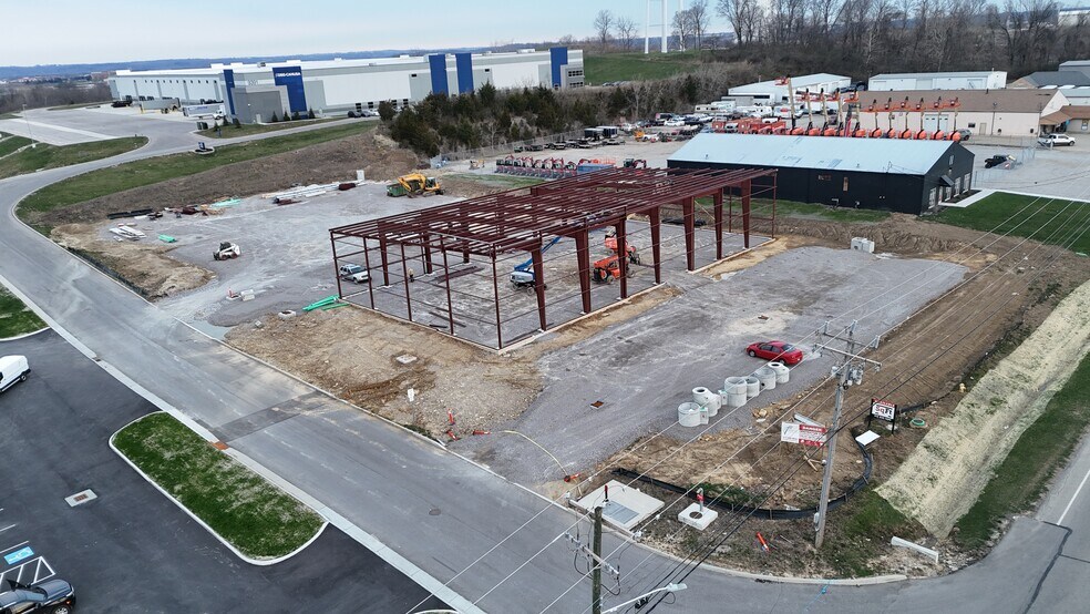 More Photos Of 9381 Seward Rd, Fairfield Warehouse For Lease