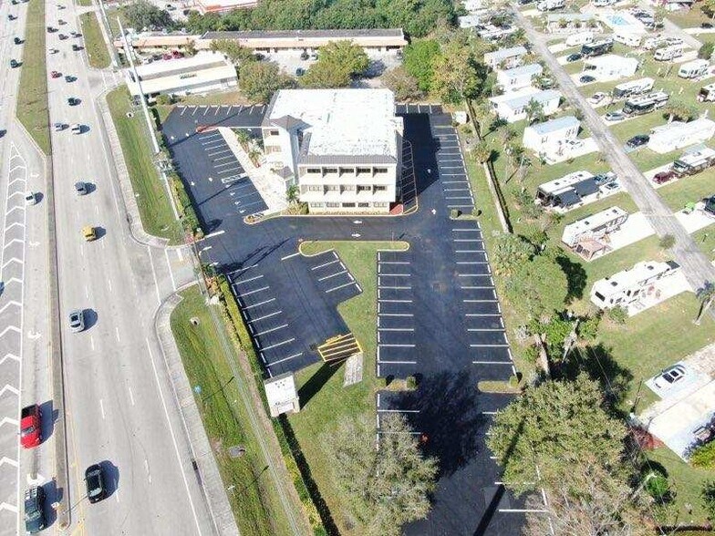 More Photos Of 10570 S US Highway 1, Port Saint Lucie Office For Lease