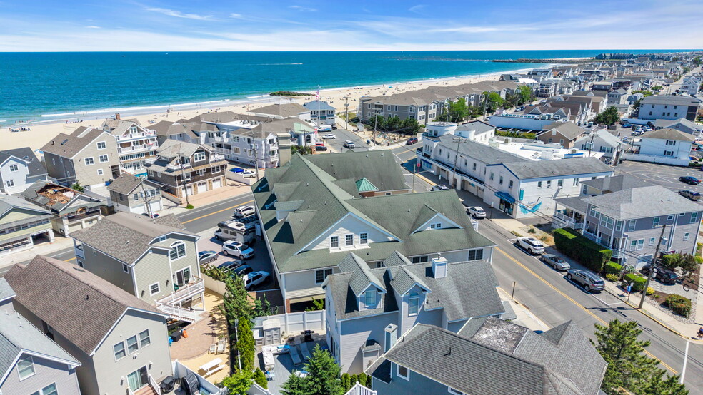 More Photos Of 580 Main St, Manasquan Restaurant For Sale