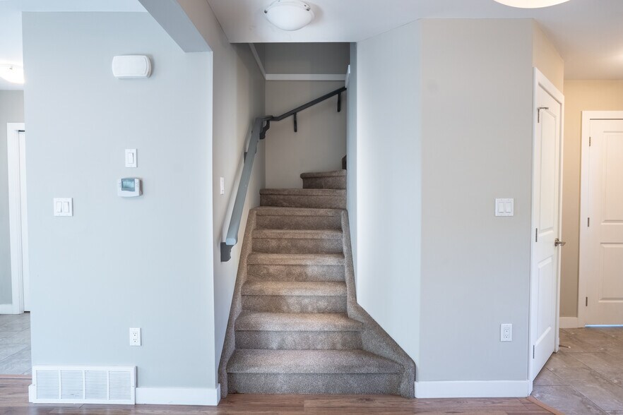 More Photos Of 10204-10210 113 Ave NW, Edmonton Apartments For Sale