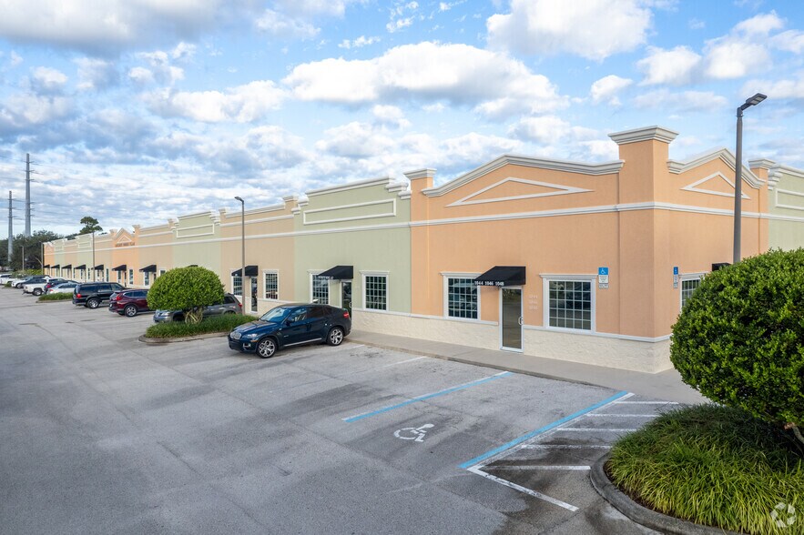 More Photos Of 910 Belle Ave, Casselberry Showroom For Sale