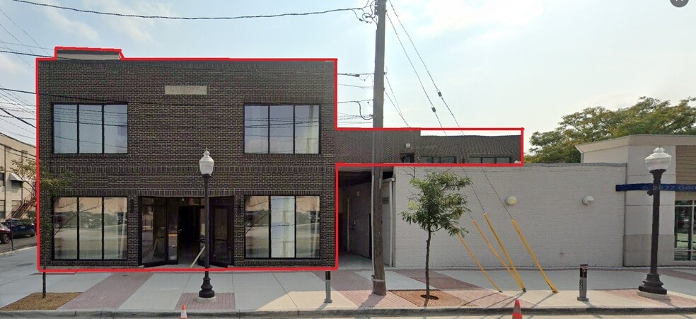 More Photos Of 505 S Main St, Royal Oak Storefront For Lease