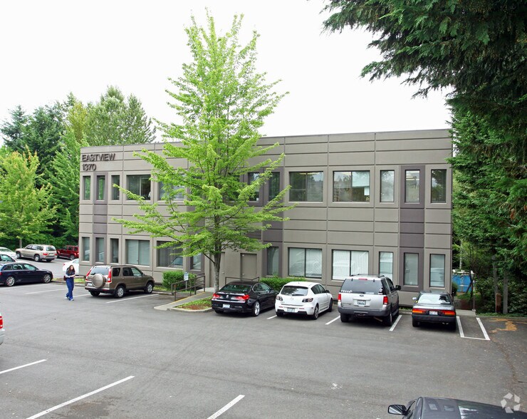 More Photos Of 1370 116th Ave NE, Bellevue Medical For Lease