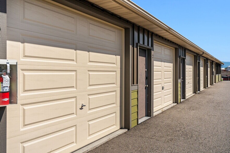 More Photos Of 440 Ice Center Ln, Bozeman Apartments For Sale