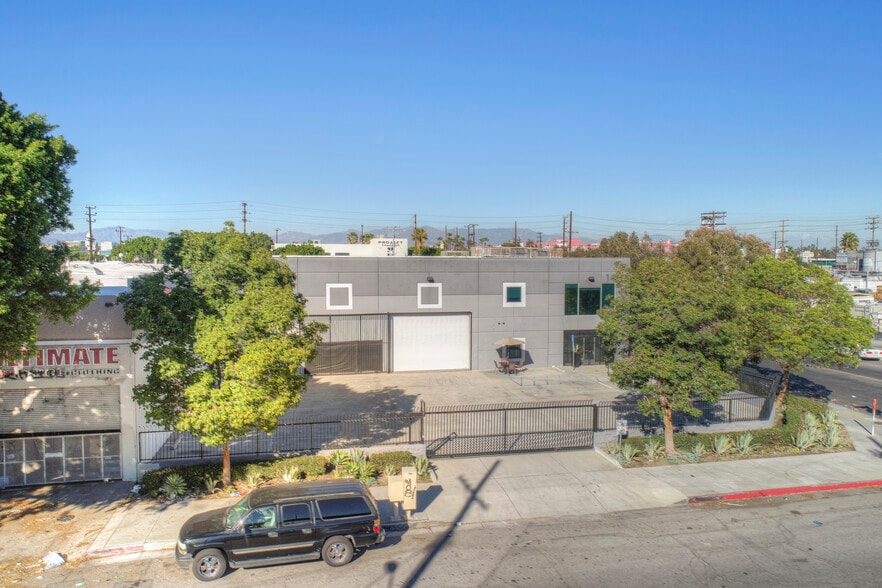 More Photos Of 1475 Long Beach Ave, Los Angeles Warehouse For Lease