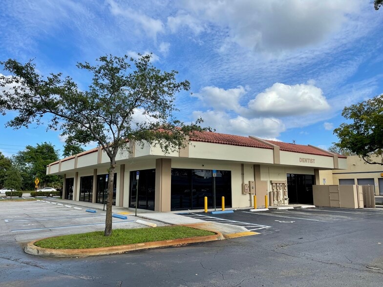 More Photos Of 8201 Pine Island, Tamarac Storefront Retail Office For Lease