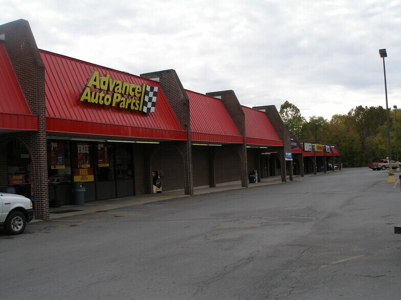 Primary Photo Of 2006 2nd St, Richlands General Retail For Lease