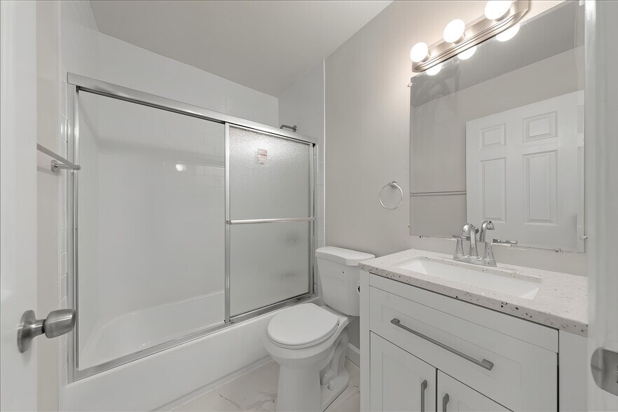 More Photos Of 925 Pomeroy Ave, Santa Clara Apartments For Sale