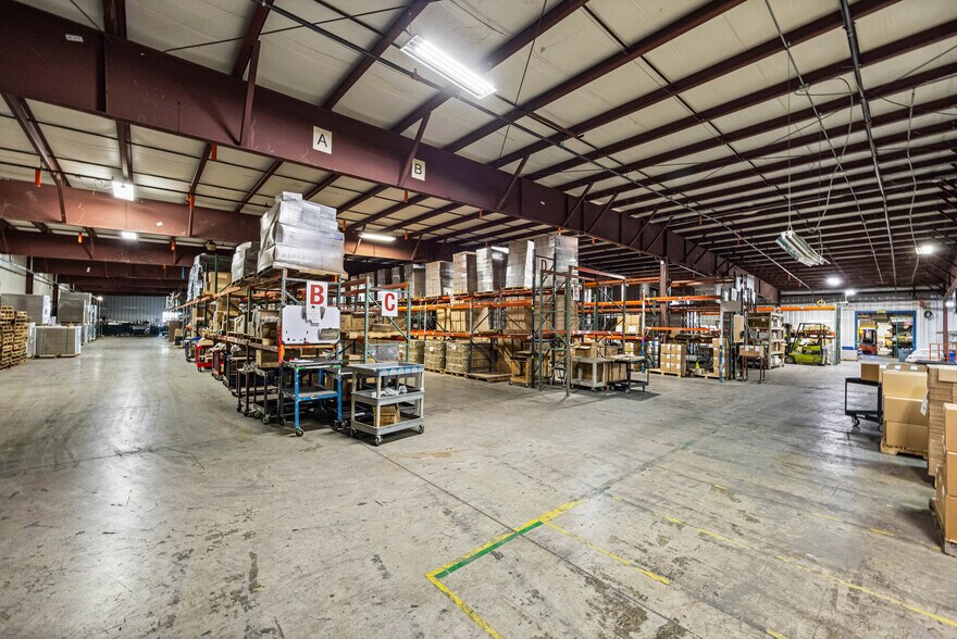More Photos Of 10 Forbes St, Dansville Manufacturing For Lease