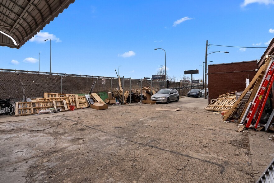 More Photos Of 2814-2818 E Allegheny Ave, Philadelphia Storefront Retail Office For Lease