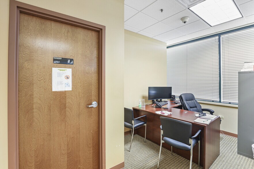 More Photos Of 14489 John Humphrey Dr, Orland Park Medical For Sale
