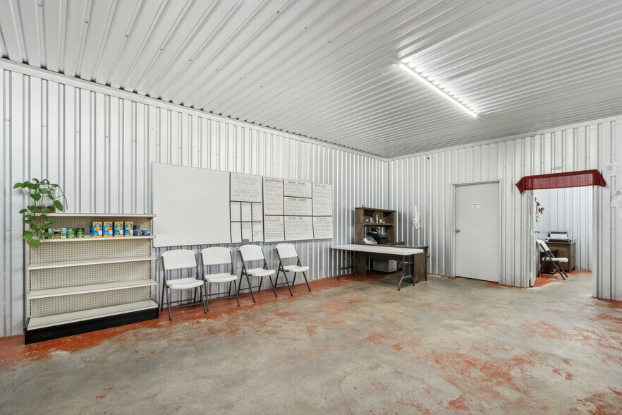 More Photos Of 324 E Highway 6, Iredell Land For Sale