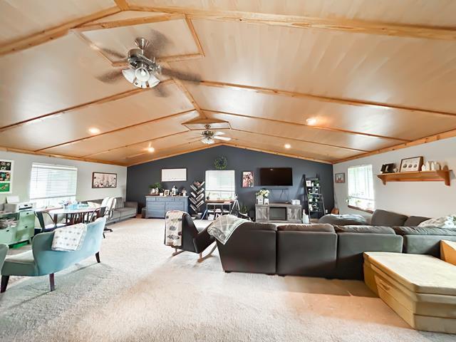 More Photos Of 10763 US Highway 30, Cokeville Hotel For Sale